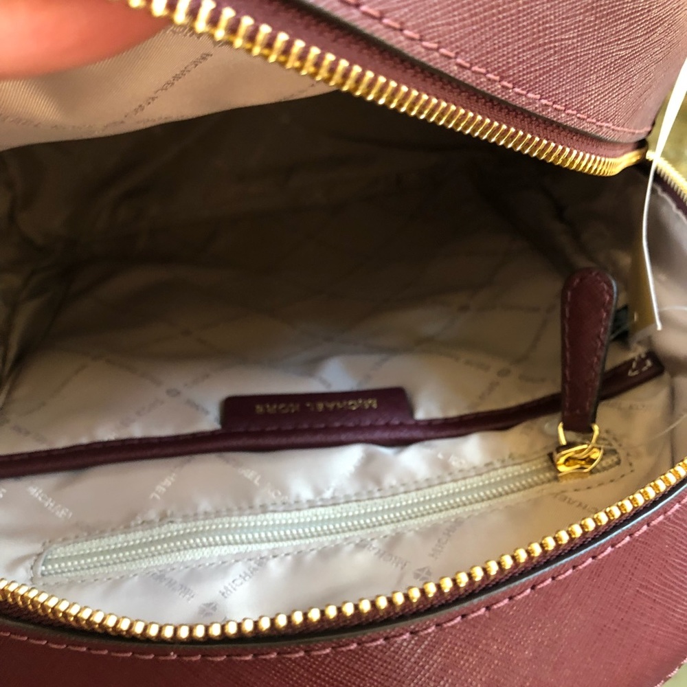 Authentic Michael Kors MD Abbey leather backpack - Picture 6 of 7